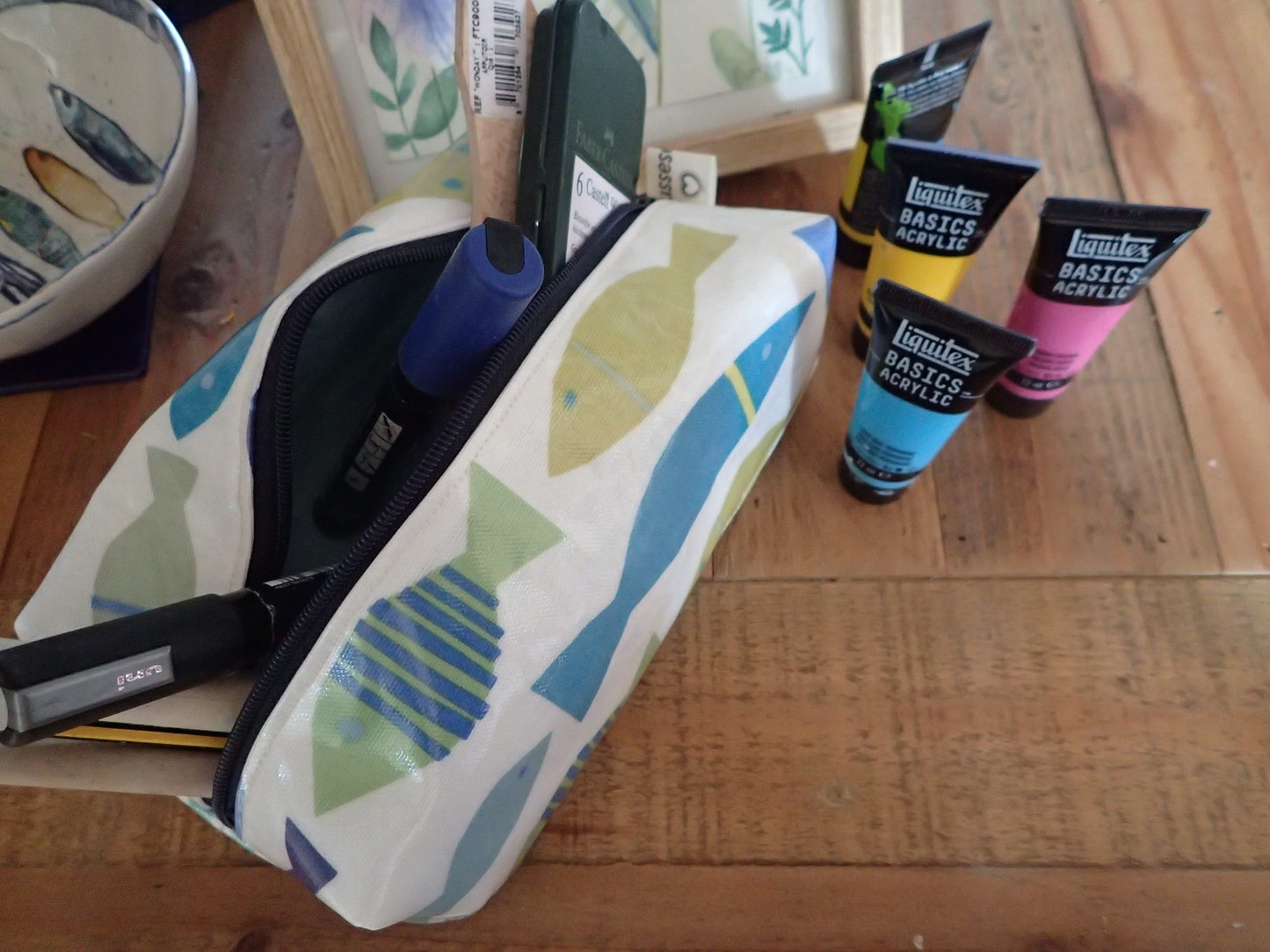 Trousse imperméable en toile enduite