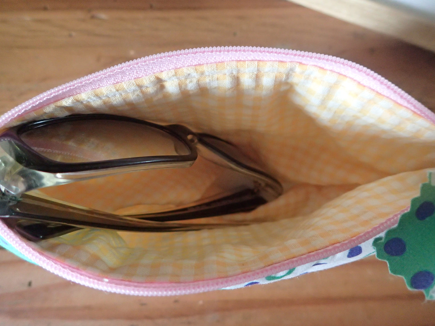Trousse à lunettes en tissu coloré