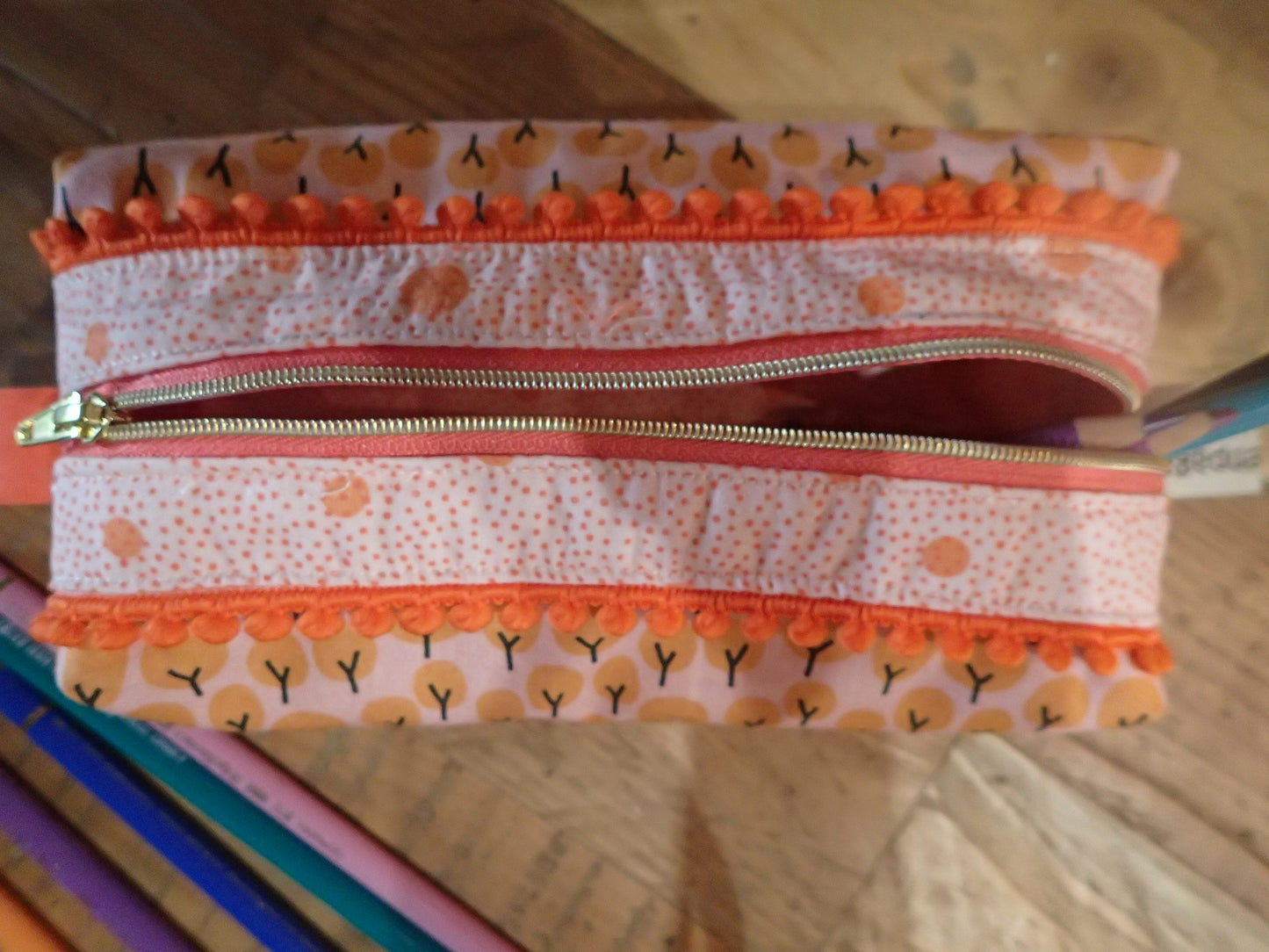 Trousses scolaire motifs fleuris