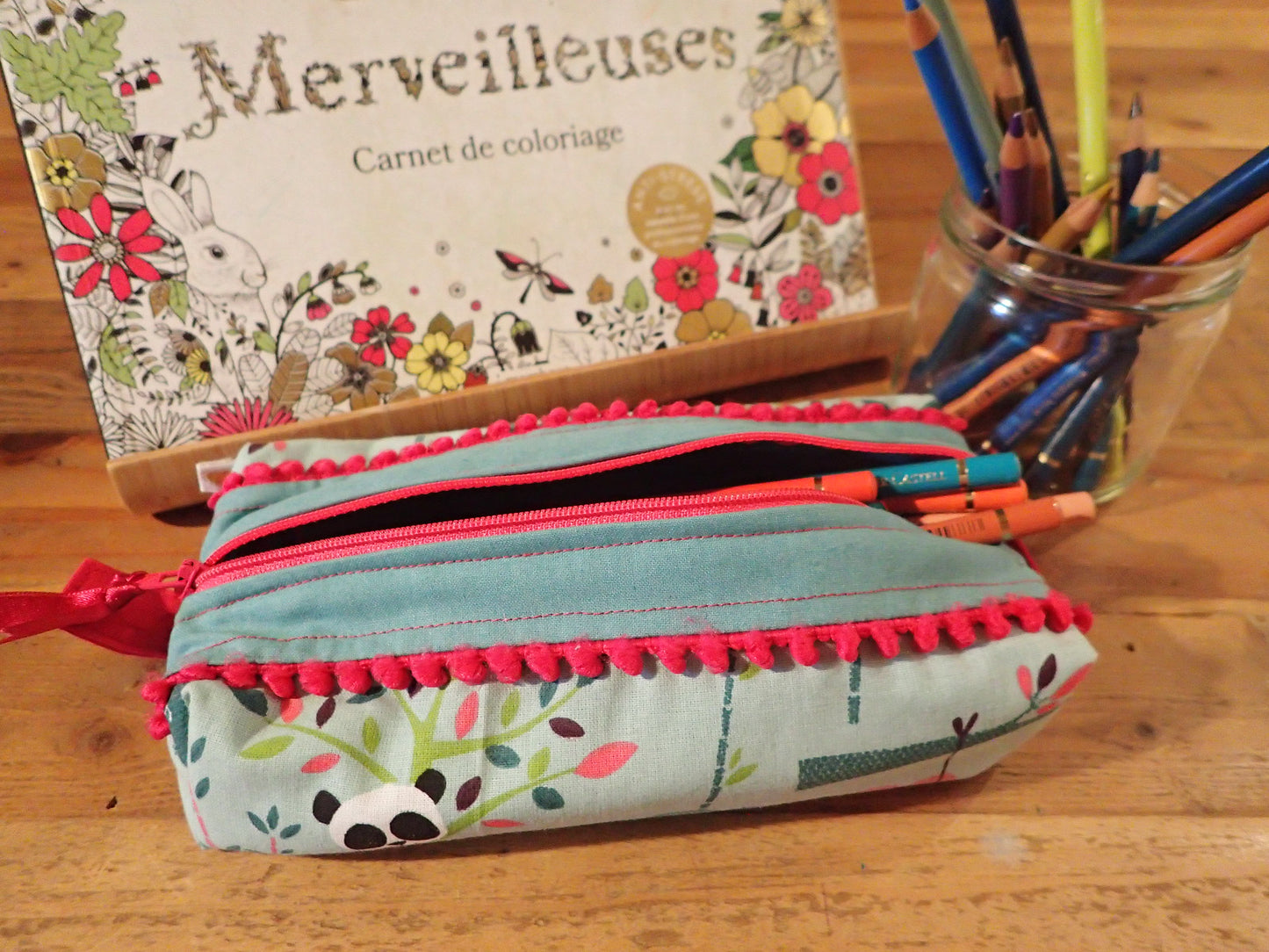 Trousses scolaire motifs animaux