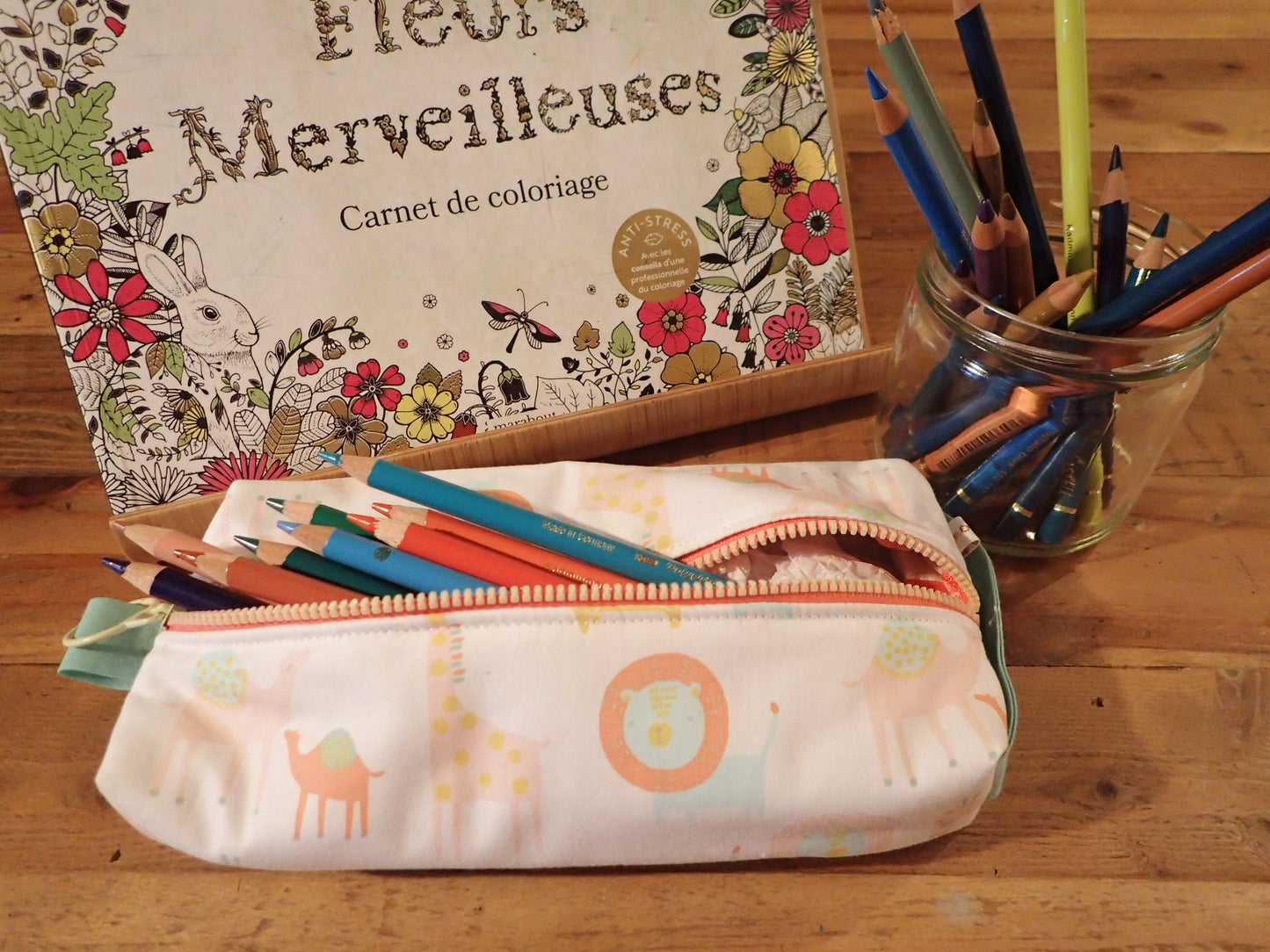 Trousses scolaire motifs animaux