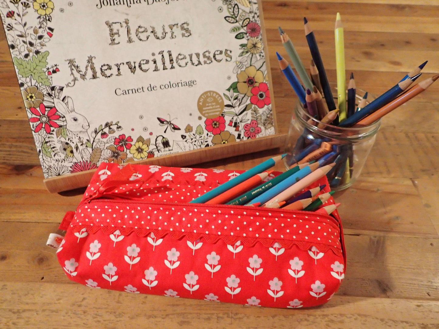 Trousses scolaire motifs fleuris