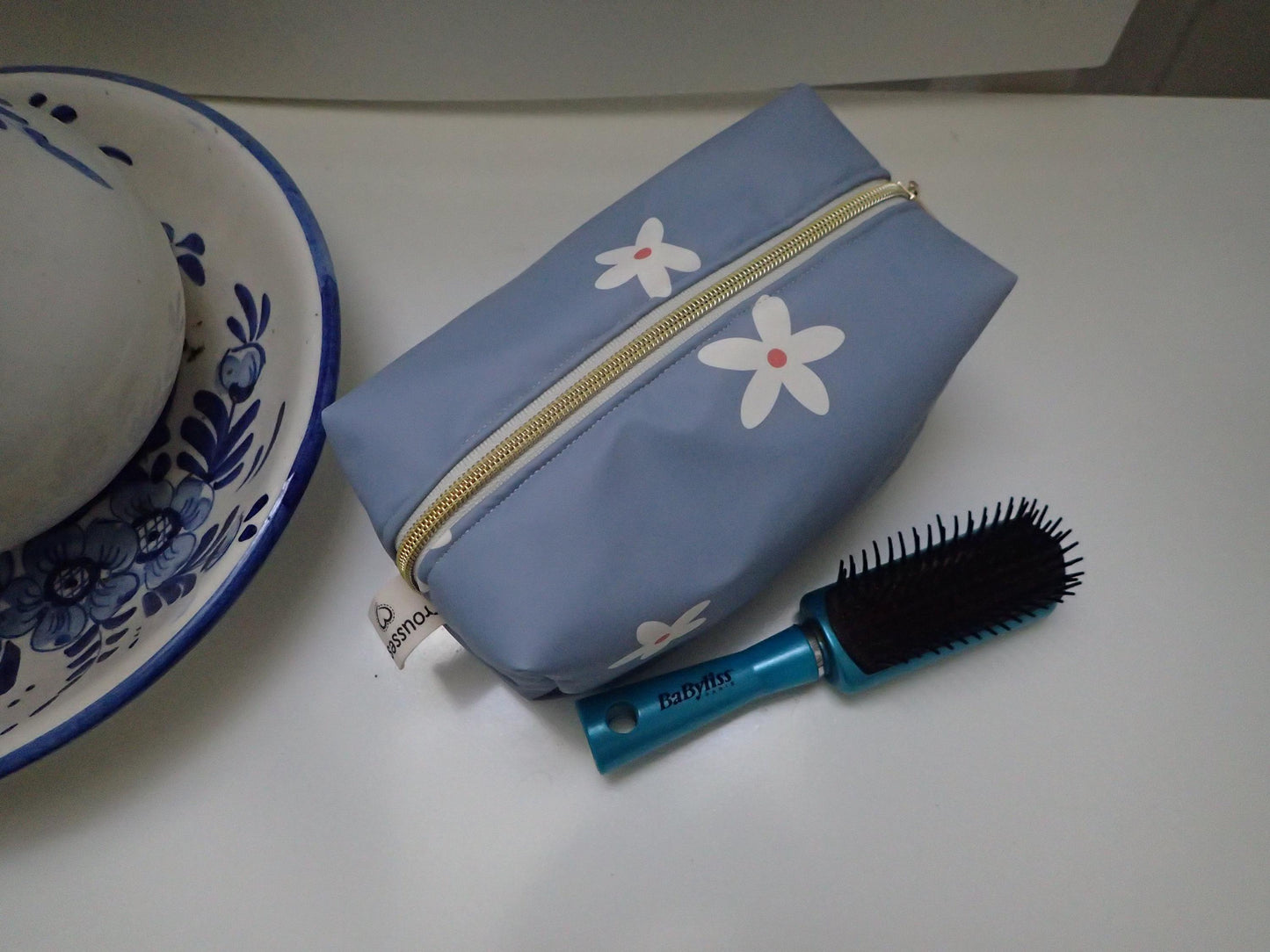 Trousse de toilette imperméable artisanale – Zéro déchet